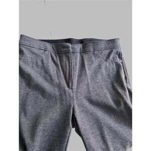 Skinny Pants So Slimming Chico’s Knit Size 0.5 Short. NWOT